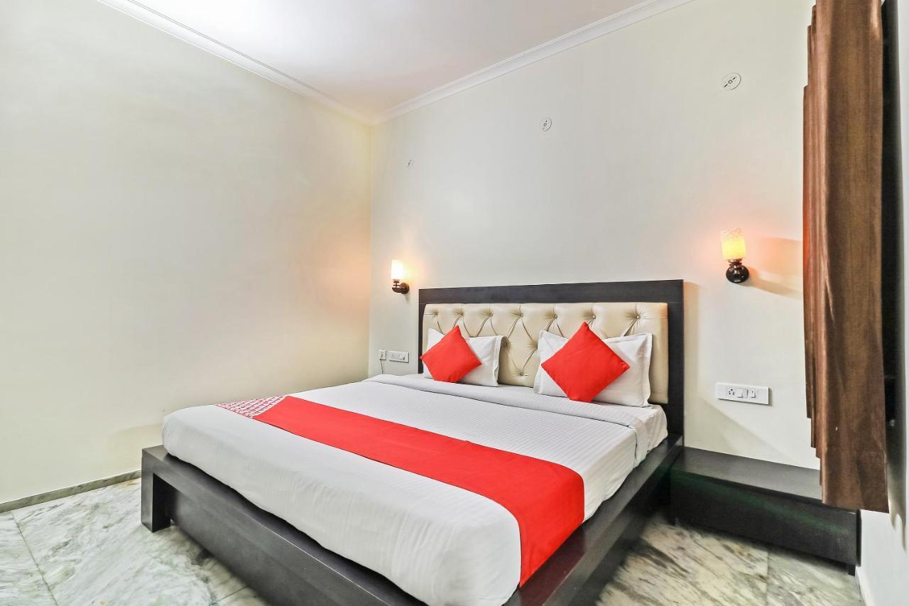 Collection O 35762 Hotel Season 4 Τζαϊπούρ Εξωτερικό φωτογραφία