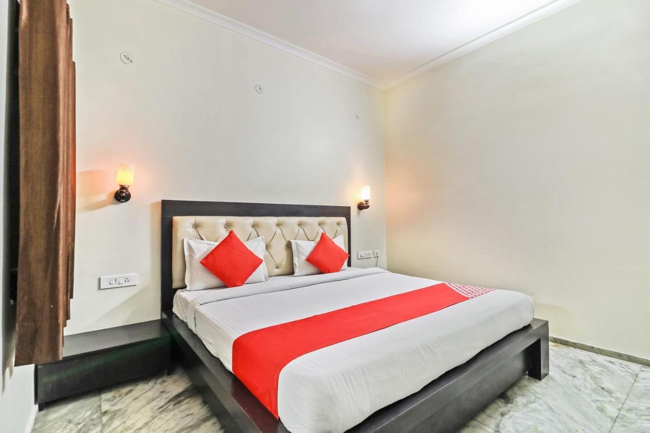 Collection O 35762 Hotel Season 4 Τζαϊπούρ Εξωτερικό φωτογραφία