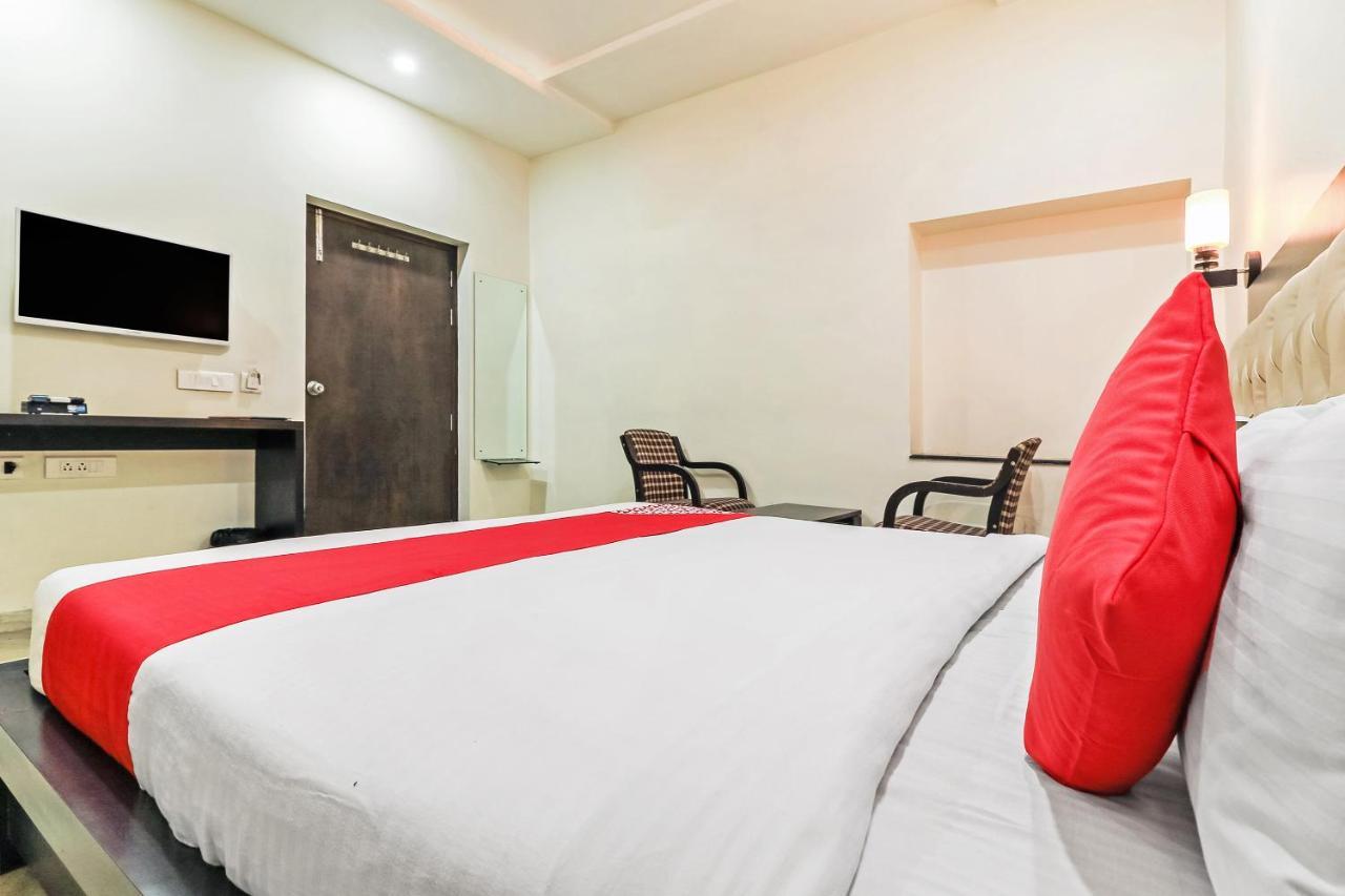 Collection O 35762 Hotel Season 4 Τζαϊπούρ Εξωτερικό φωτογραφία