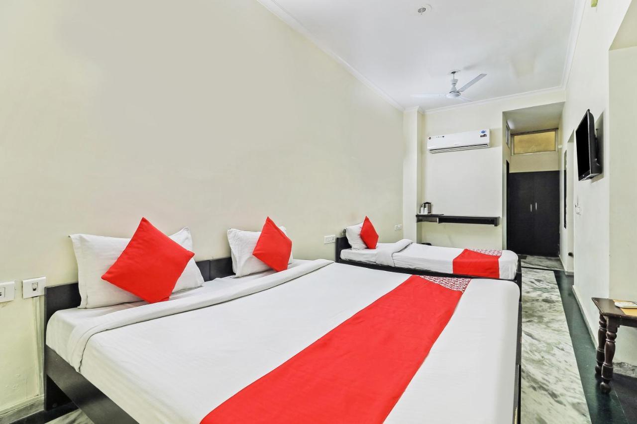 Collection O 35762 Hotel Season 4 Τζαϊπούρ Εξωτερικό φωτογραφία