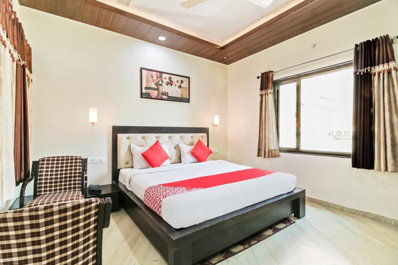 Collection O 35762 Hotel Season 4 Τζαϊπούρ Εξωτερικό φωτογραφία