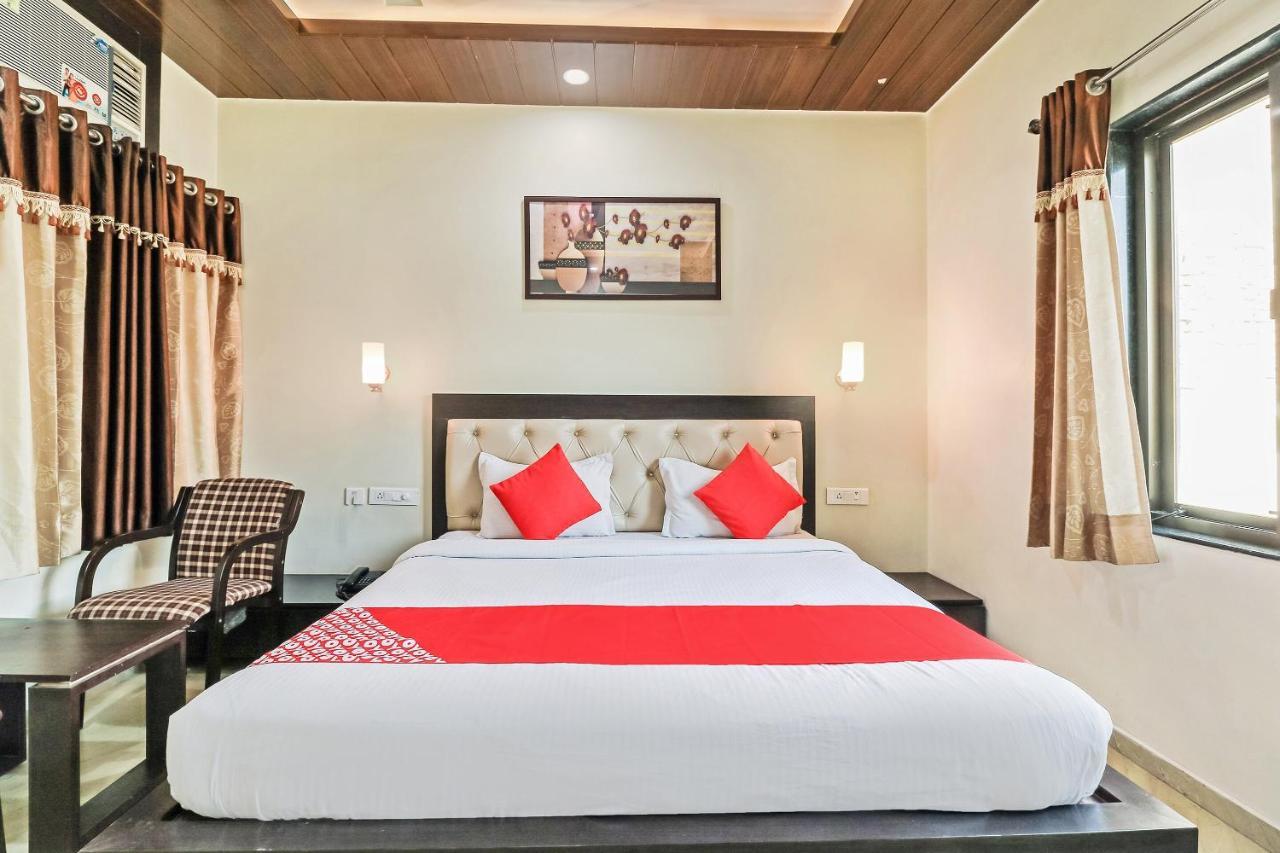 Collection O 35762 Hotel Season 4 Τζαϊπούρ Εξωτερικό φωτογραφία